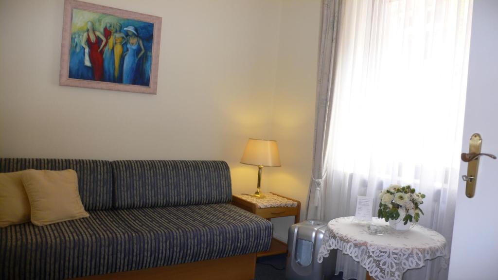 Hotel Binz Bernkastel-Kues Δωμάτιο φωτογραφία