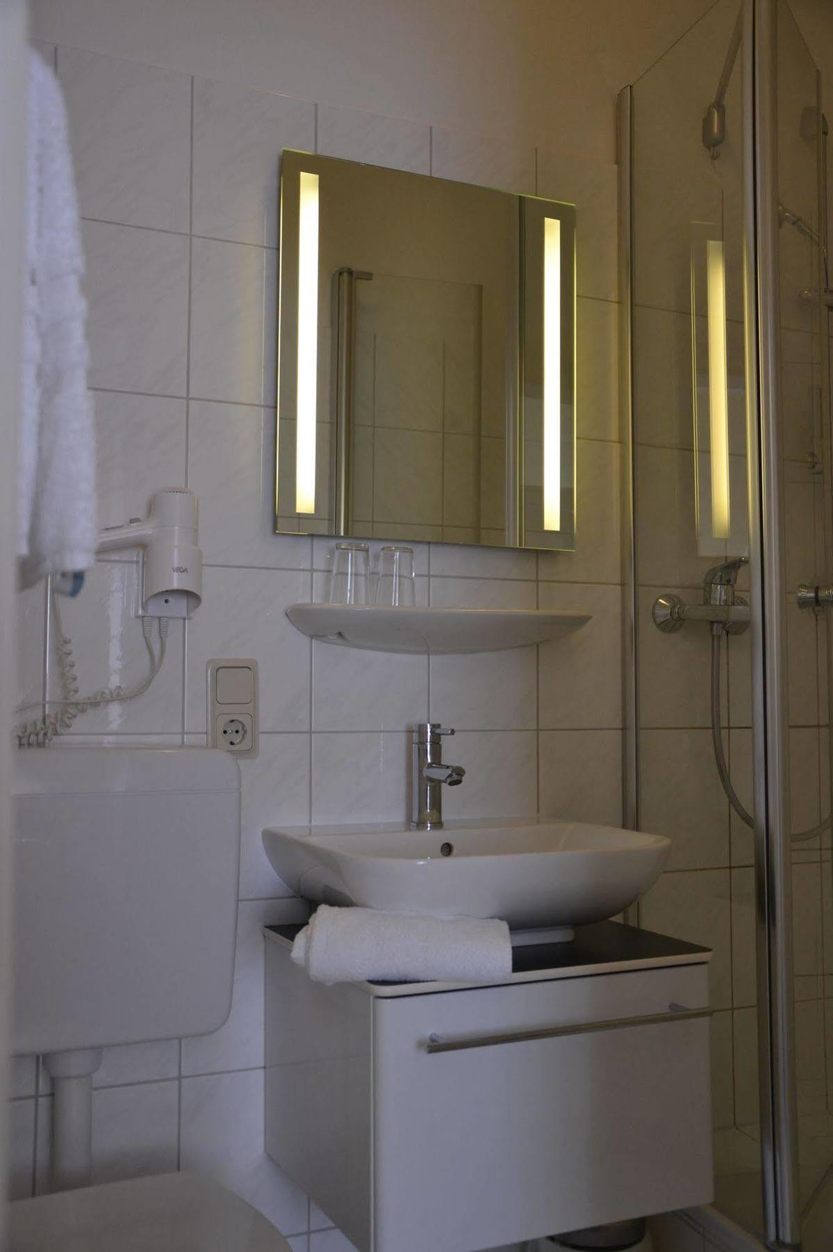 Hotel Binz Bernkastel-Kues Εξωτερικό φωτογραφία